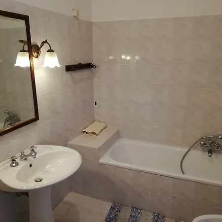 Myriam Bed & Breakfast 3*